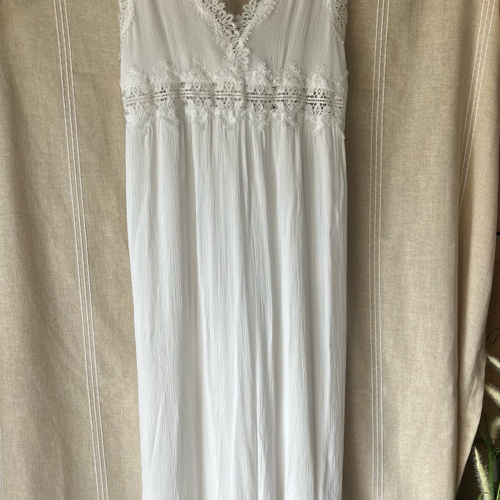 White Cropped jumpsuit with beautiful lace details